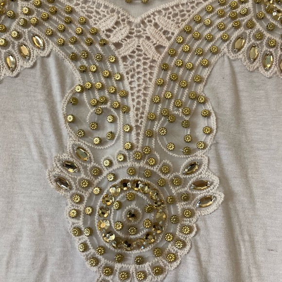 Women’s beaded tshirt - Picture 2 of 7